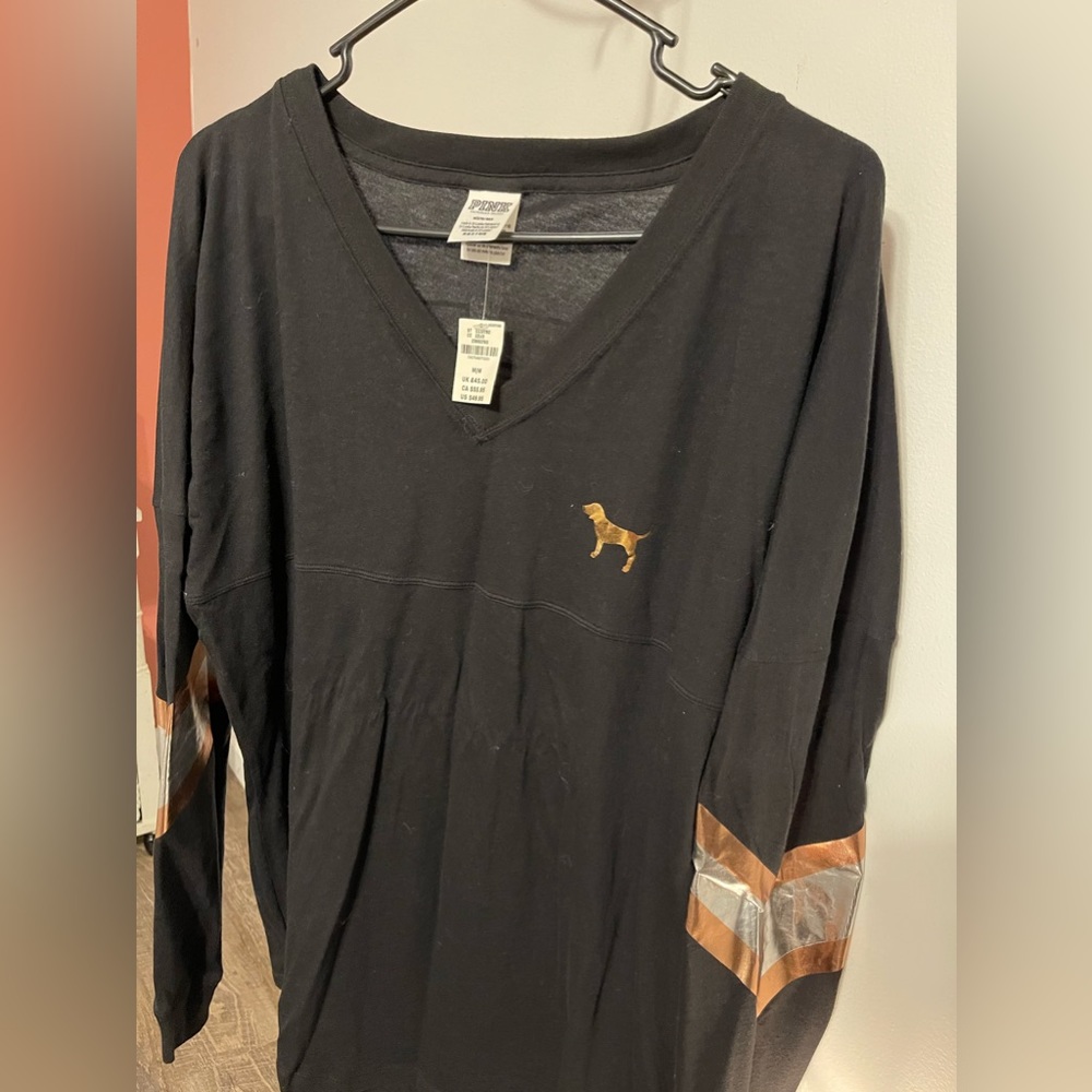 Women’s shirts size large.